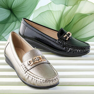 Bare Traps Winter Mocc POWER
 * Low Wedge Comfort
 * Black Patent, or
 * Pewter Metallic
 * Matching Trimming
 * Soft lining and insole
 * Rubber Flex sole
Just $59.95
https://www.baretraps.com.au/buy/shoes~moccs/power-black