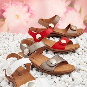 PRESTY Twin Stud Velcro Sandal by BARE TRAPS
 - FootForm Comfort Insole
 - Sturdy Rubber Flex Sole
 - 5 Colours (including Black)
Instore and Online NOW - $59.95
https://www.baretraps.com.au/buy/shoes~sandals/presty-taupe

 #casualoutfit #queensland #goldcoastfashion #lifestyle #metallicshoes #comfortsandals #freshlooks #springsandals #springlook #sandalseason #redsandals #summerfashion #summerstyle