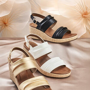 FATE Smart 2 Bar Wedge Sandal
 * Cane Wrap Wedge
 * Soft Tubed Straps
 * Brown Padded Inlay 
https://www.baretraps.com.au/buy/shoes~wedges/fate-gold

 #sandals #wedges #luvshoes