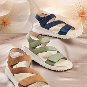 Freedom Velcro Sports FINDER 
 * Cushion Sock
 * Lightweight Durable Sole
 * Brown, Khaki and Navy
 * Just $69.95
https://www.baretraps.com.au/buy/shoes~sandals/finder-khaki

 #summersandals #Springsandals #comfortsandals